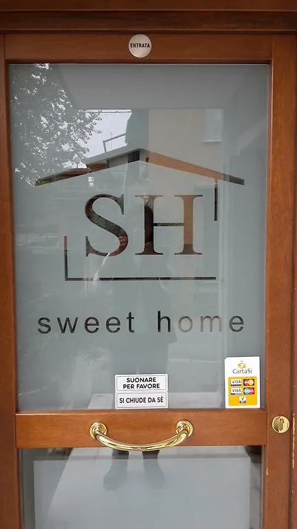 Sweet Home Treviso 2*,  Italy