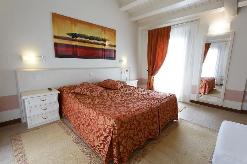 Sweet Home Treviso 2*,  Italy
