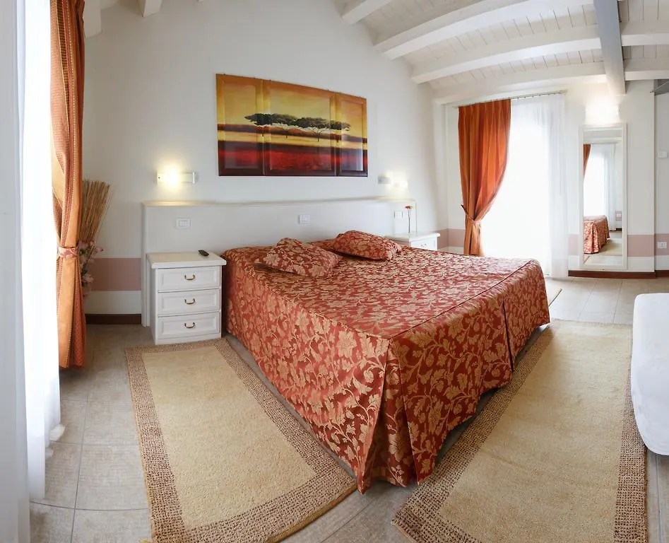 Sweet Home Treviso 2*,  Italy