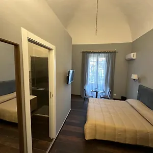 https://bb-palazzo-fischetti.taorminaitalyhotels.com