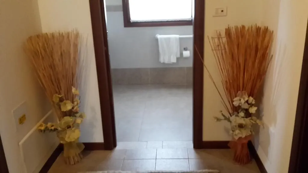 Sweet Home Treviso 2*,  Italy